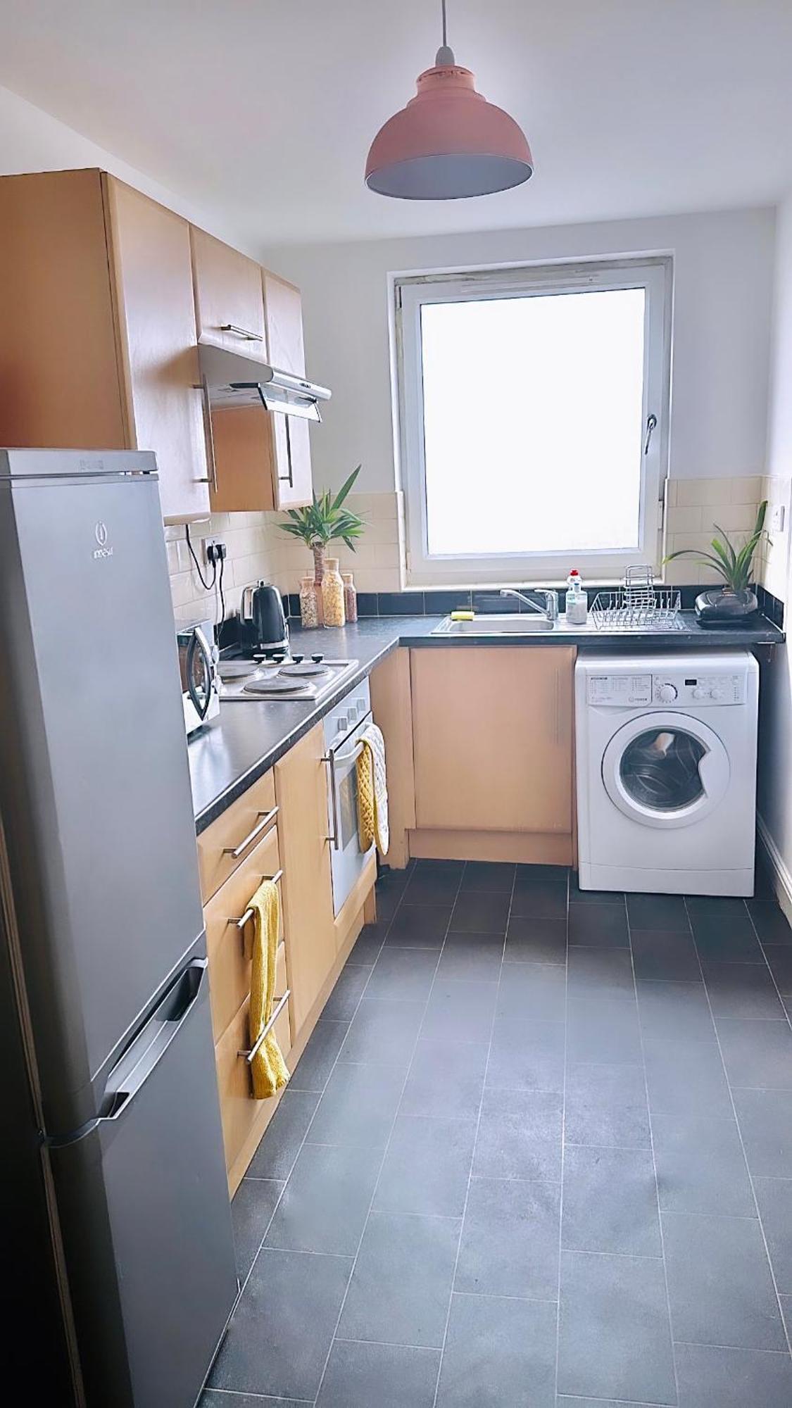 Unique View Of Anfield Stadium - Charming 2 Bedroom Apartment In Liverpool With Parking Exteriér fotografie